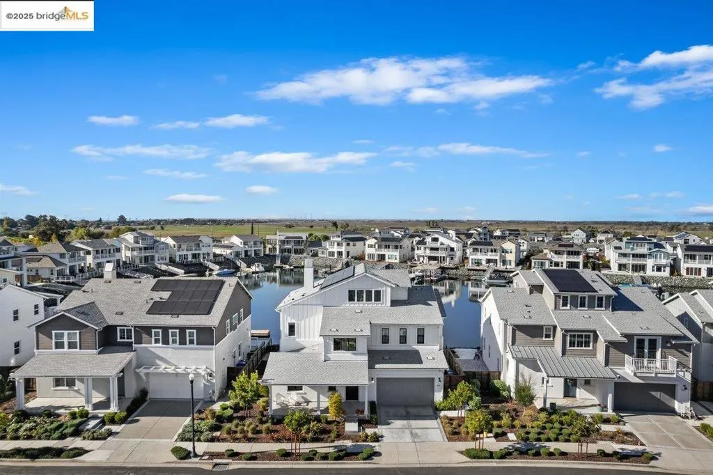 419 Halcyon Pl, Bethel Island, California 94511 home-pic-57